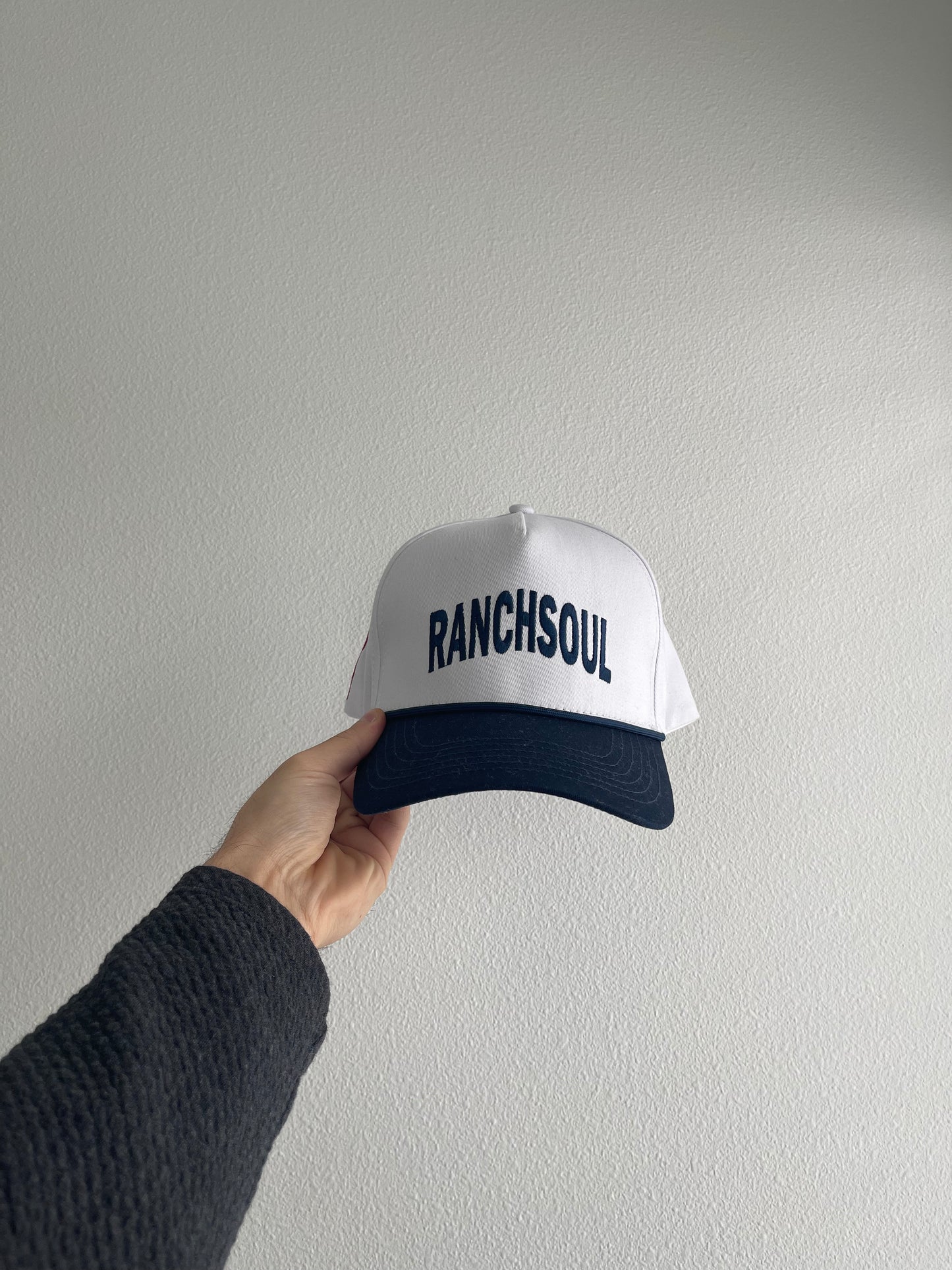 Chasing Ranchsoul (White/Navy/Red)