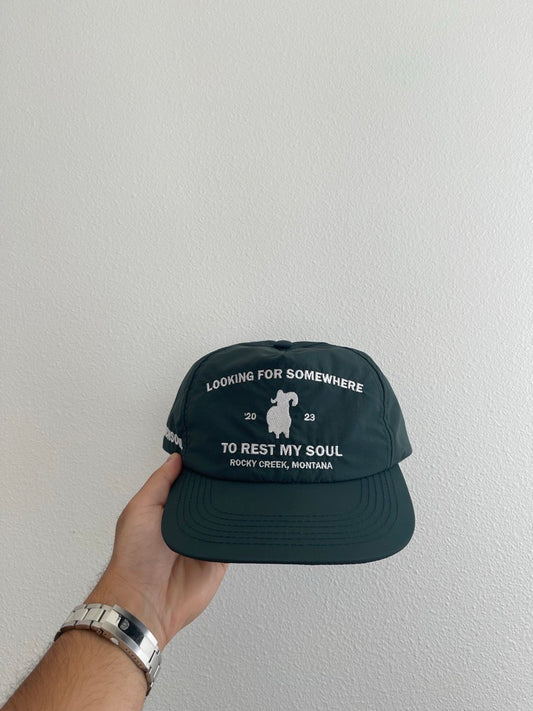 LOOKING FOR SOMEWHERE TO REST MY SOUL (FOREST GREEN/WHITE)