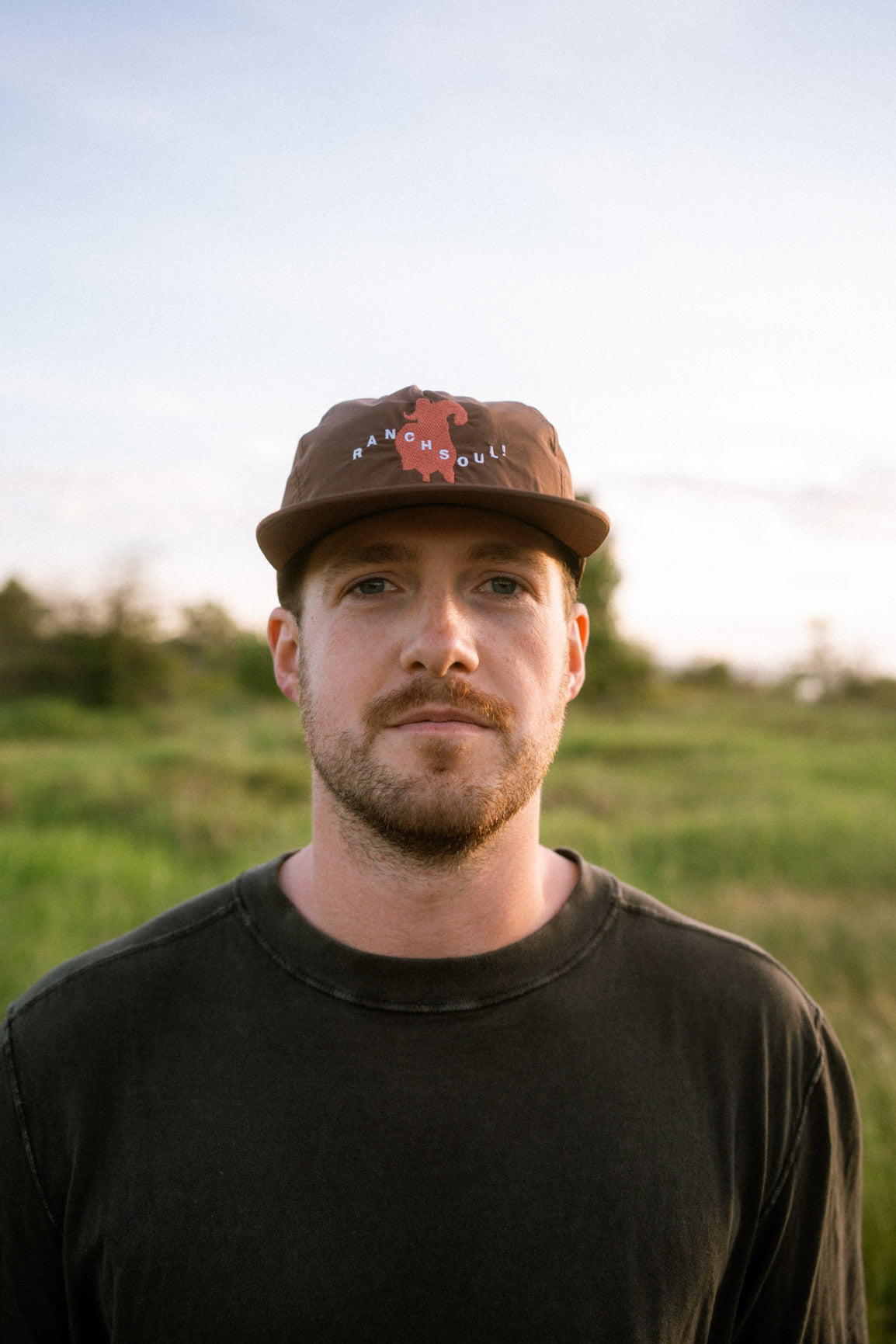 PEACE FOR A WEARY SOUL (BROWN/RED/WHITE)